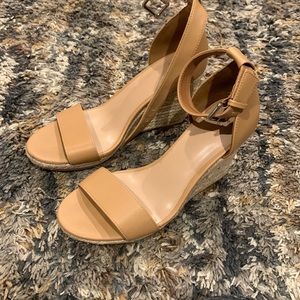 Wedge sandals size 6